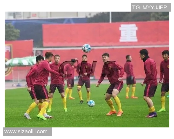 中国男足备战世预赛新阵容出炉 多名年轻球员迎来首次征召