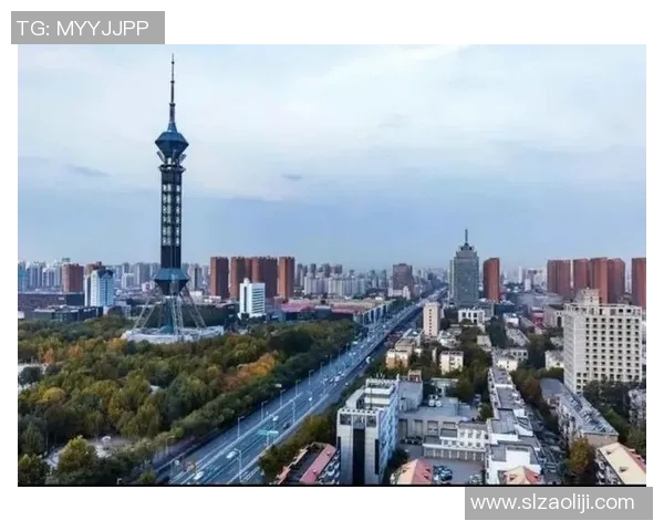 香港01报道：多项新政落地，香港经济复苏展现强劲势头