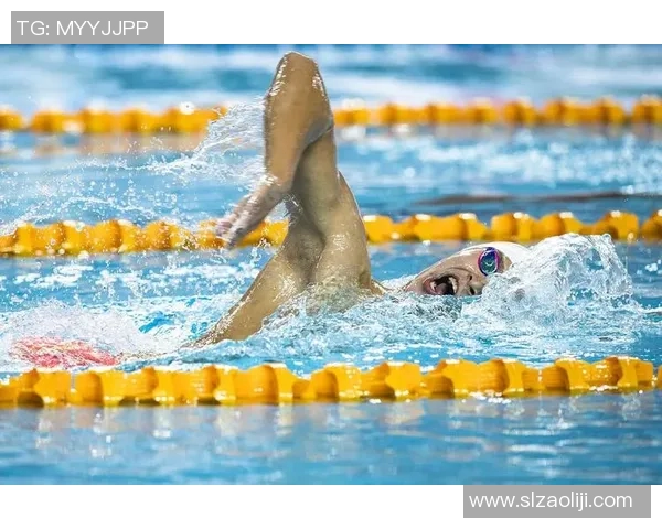 掌握自由泳技巧提升游泳速度与耐力的全方位训练方法